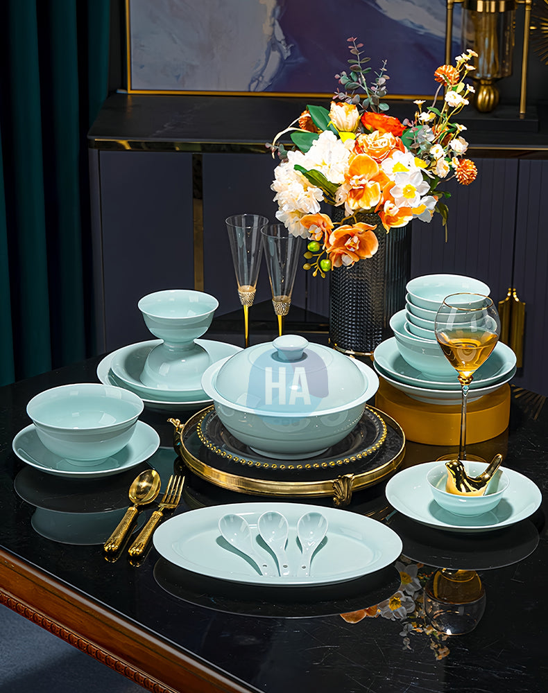 Jingdezhen high-white clay bowl and dish set for household use